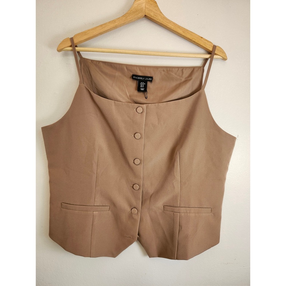 Sincerely Jules Taupe Button Front Tailored Cami Vest Top XL Quiet Luxury - Picture 2 of 11